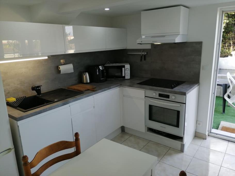 Appartement Aurore En Rez De Jardin Avec Parking Gratuit Ванс Экстерьер фото